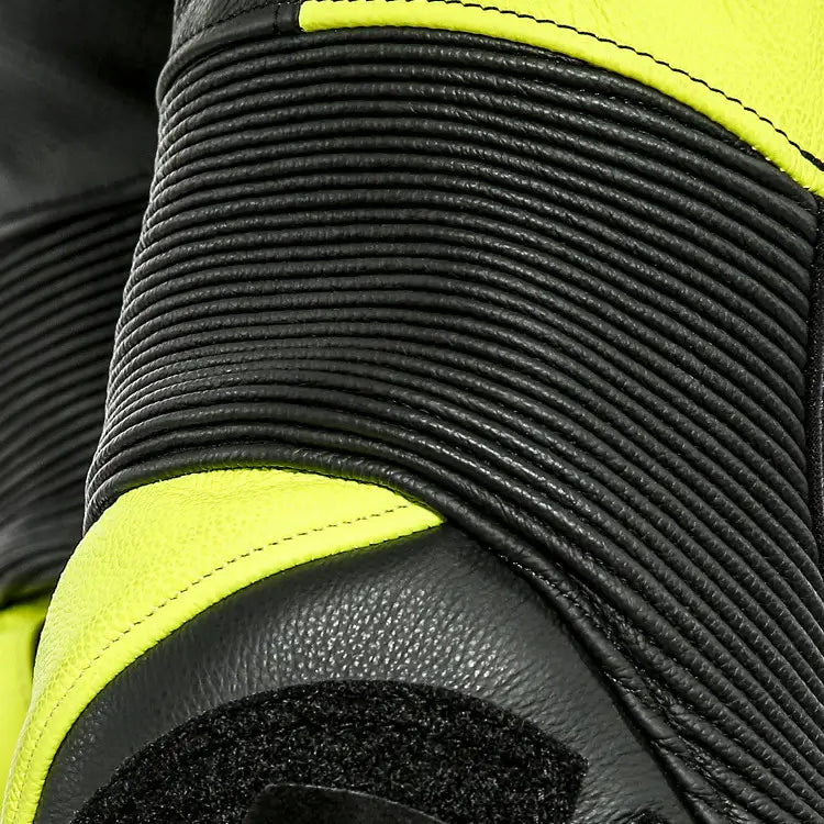 Durable leather gloves for long rides