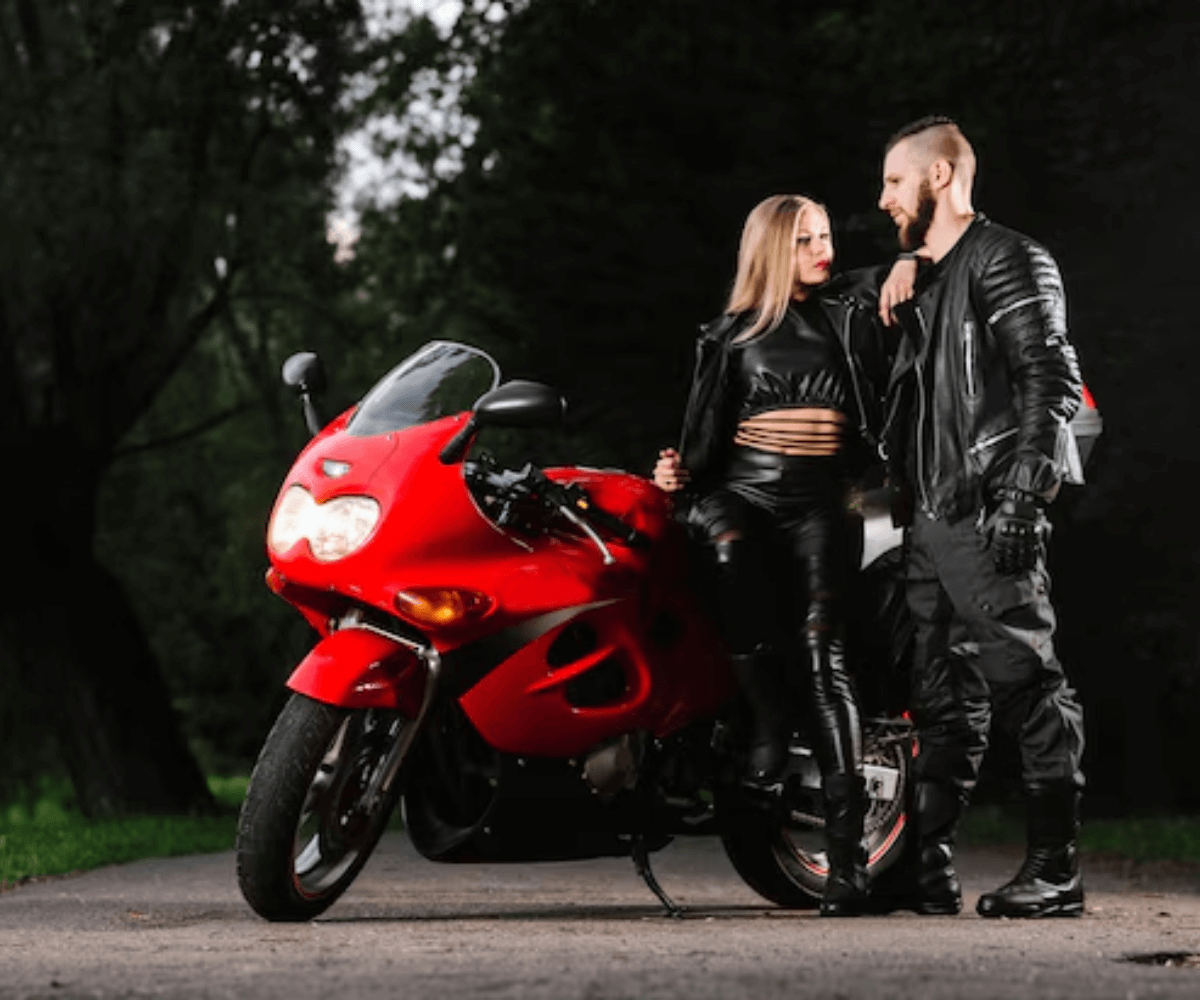  Mens & Womens Premium Leather Jacket